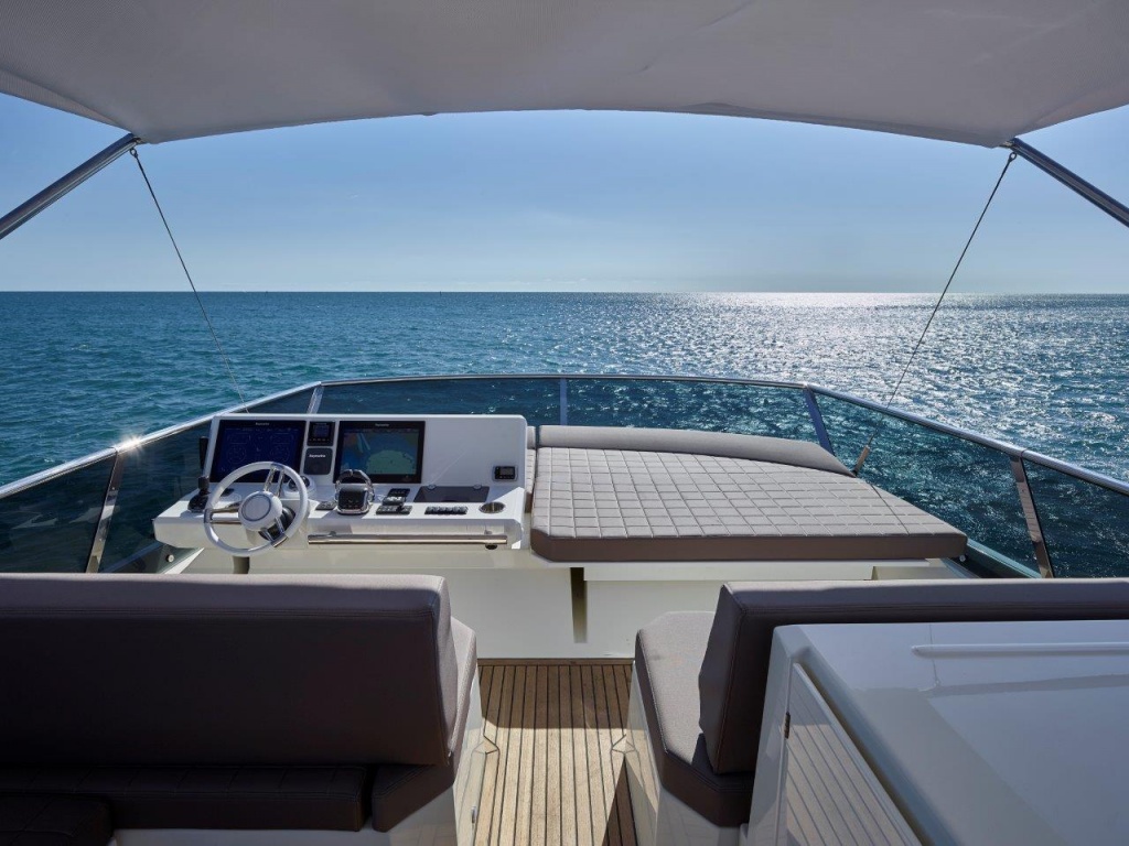 Prestige Yacht Division – Prestige 630 – Yacht Méditérranée Marseille nice cannes – Luxury Yachts