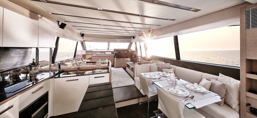 Prestige Yacht Division – Prestige 680 – Yacht Méditérranée Marseille – Luxury Yachts - luxury yachts PRESTIGE 680 yacht mediterannee jeanneau marseille 10