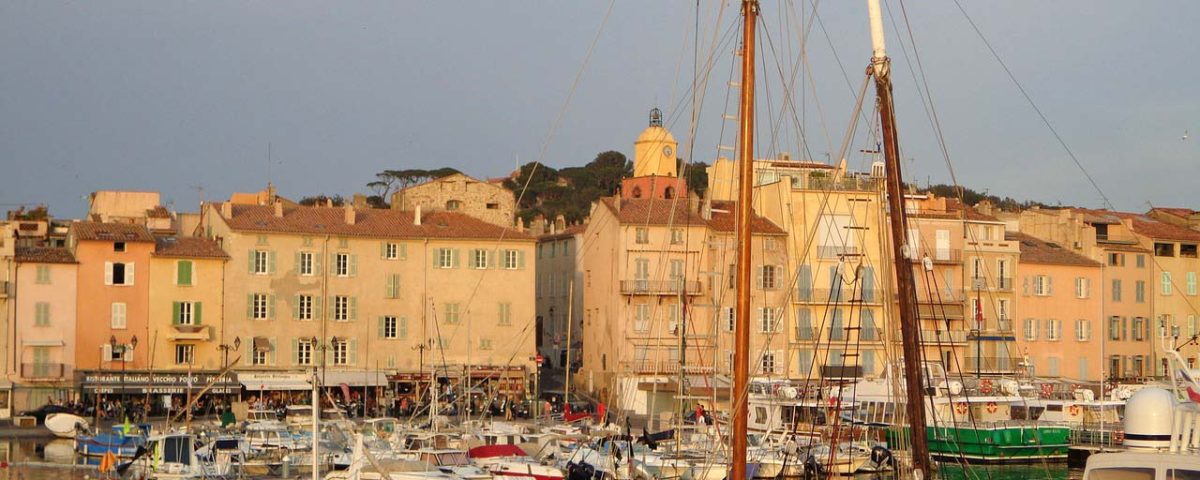 Essais clients Jeanneau Marseille à Saint Tropez - Jeanneau port de Saint Tropez - Yacht Méditerranée Marseille