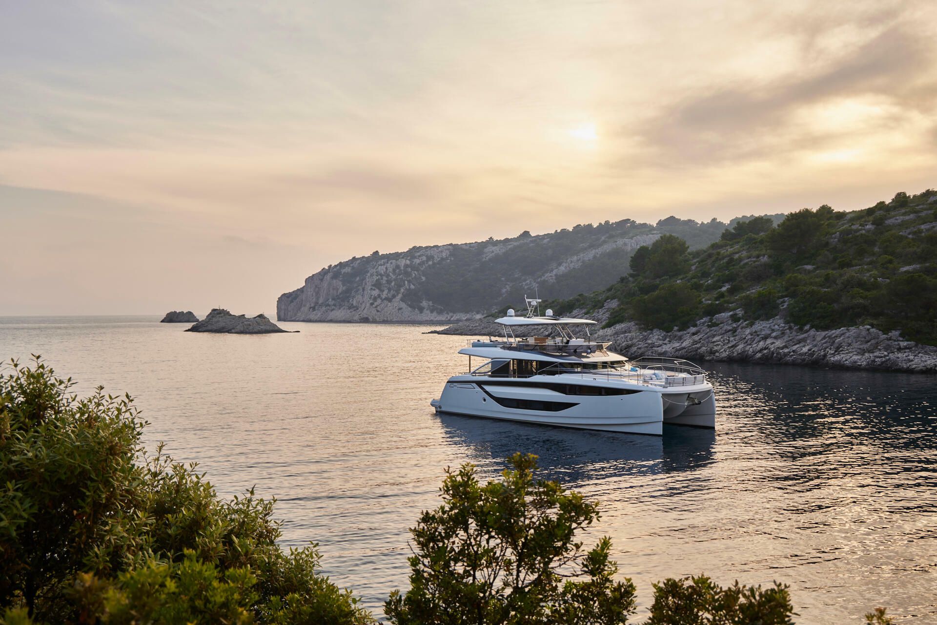 Yacht Prestige M8 - Luxury Yachts M Line Marseille - Exterieur Prestige Yacht M8 Marseille 1