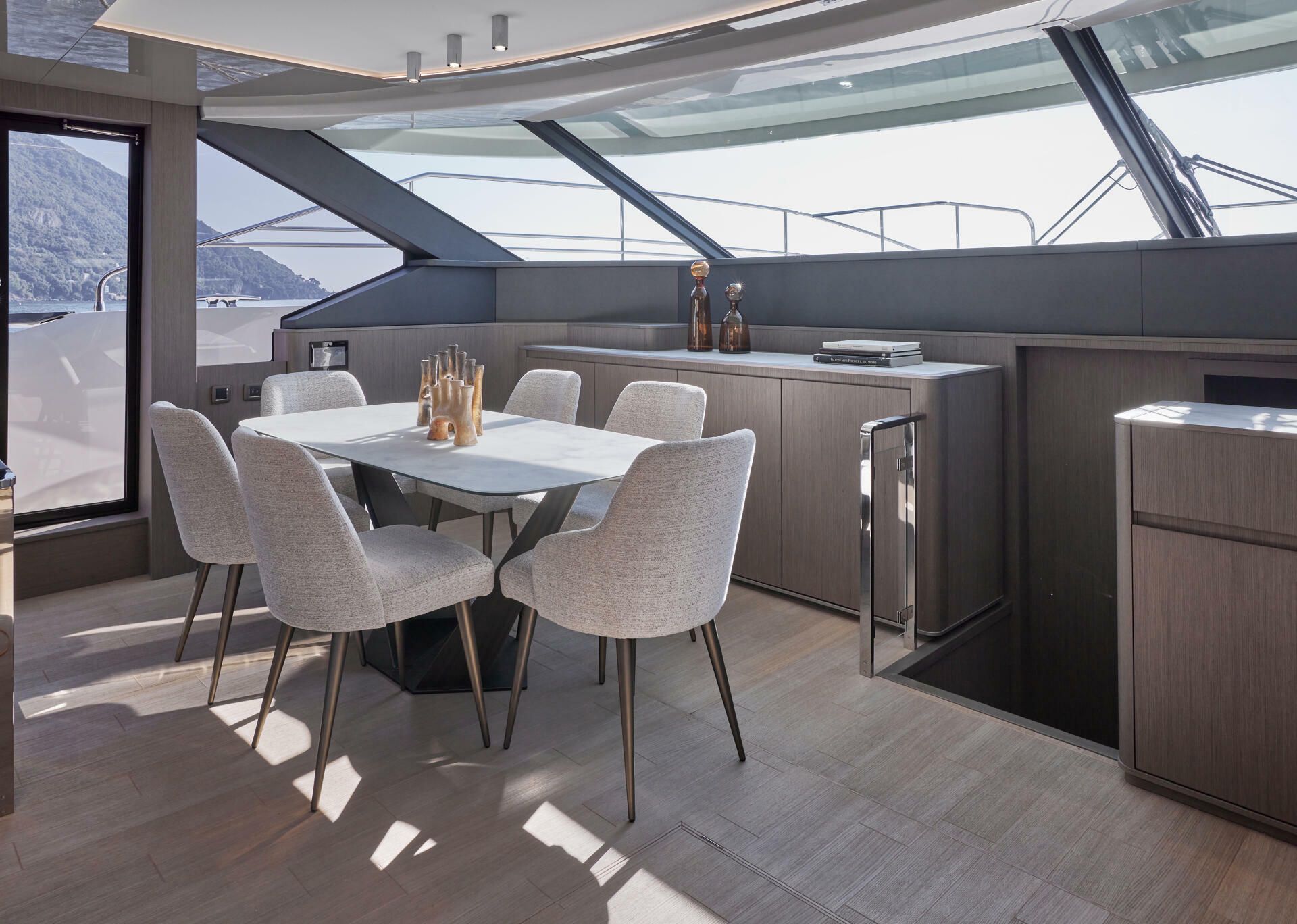 Yacht Prestige M8 - Luxury Yachts M Line Marseille - Interieur Prestige Yacht M8 Marseille 2