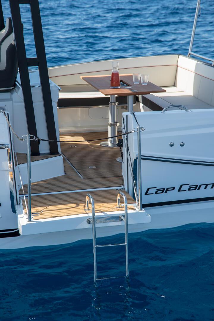 Cap Camarat 9.0 WA Série 2 - Bateau hors-bord Jeanneau Yacht Méditerranée Marseille - exterieur Cap Camara 90 WA serie 29