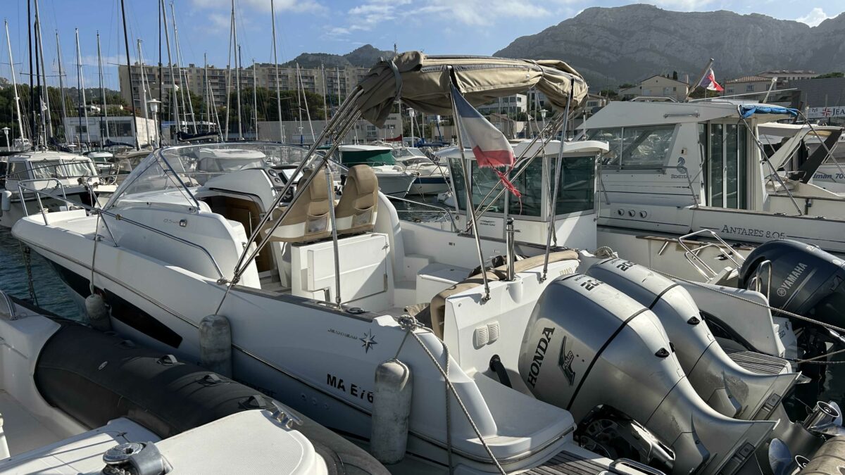 Yacht Méditerranée bateau neuf et occasion Marseille Pointe Rouge