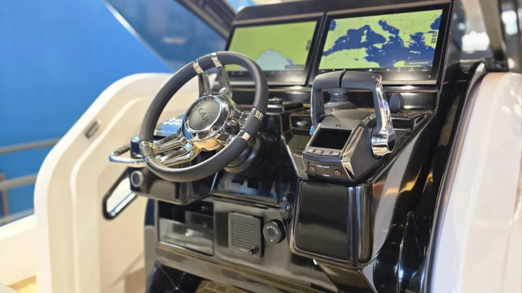 4-Zar-Imagine-115-jeanneau-Marseille-Yacht-Méditerranee Zar Imagine 115 - 4 Zar Imagine 115 jeanneau Marseille Yacht Mediterranee 1