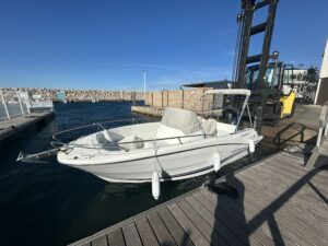 Yacht Méditerranée bateau neuf et occasion Marseille Pointe Rouge