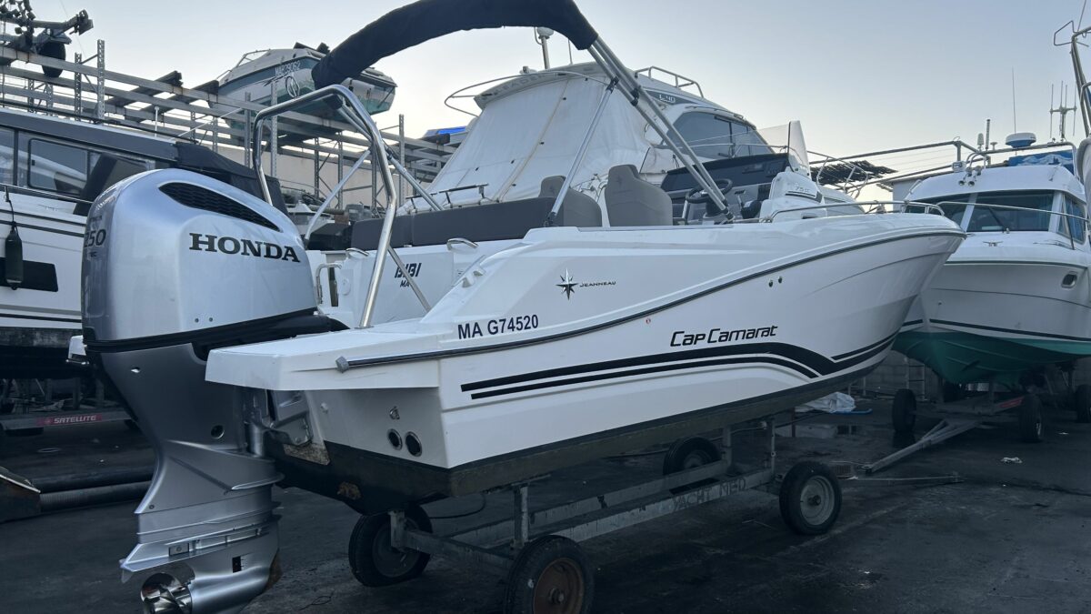 Yacht Méditerranée bateau neuf et occasion Marseille Pointe Rouge