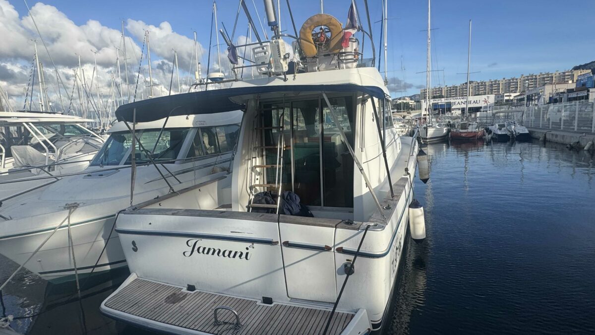 Occasion Bateau Marseille BENETEAU ANTARES 1080 de 2000 3 Yacht Méditerranée bateau neuf et occasion Marseille Pointe Rouge