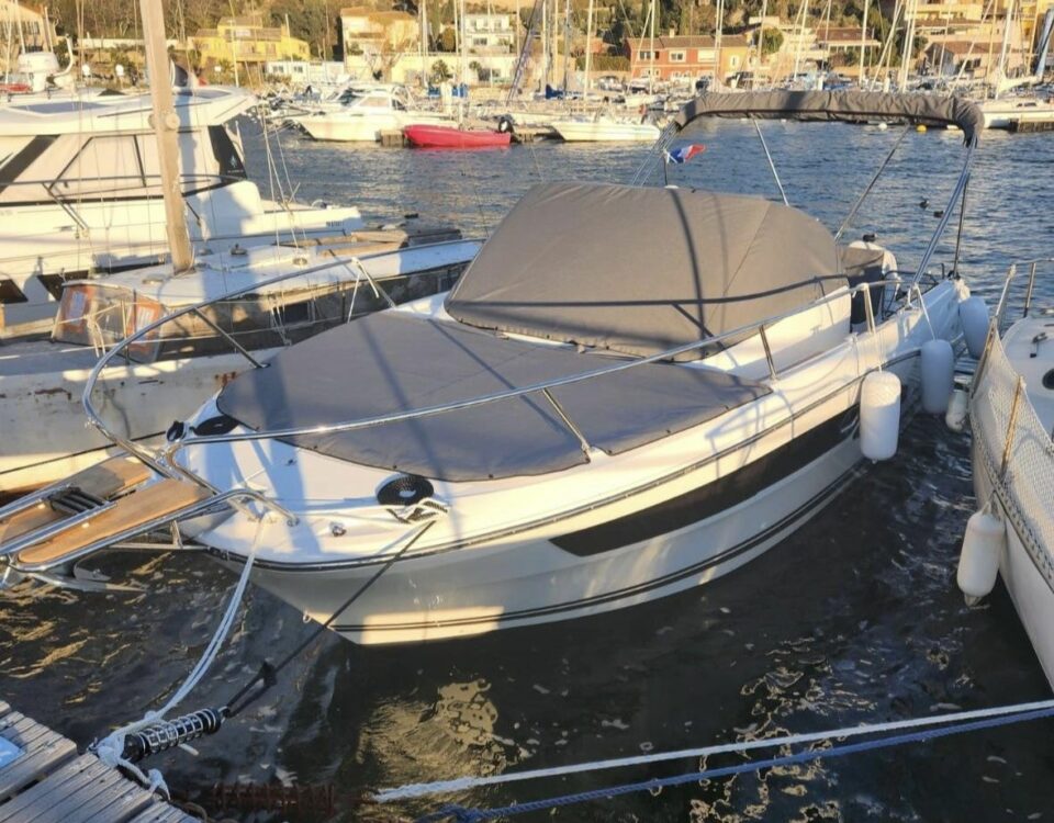 Yacht Méditerranée bateau neuf et occasion Marseille Pointe Rouge