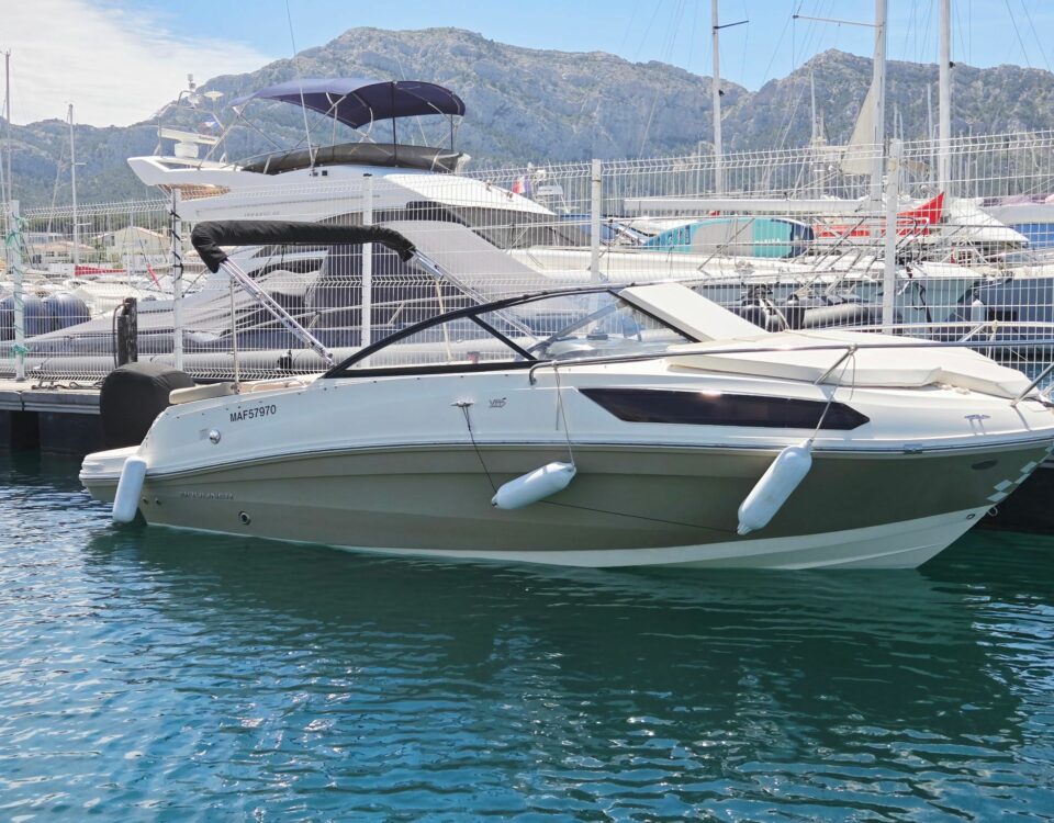 Yacht Méditerranée bateau neuf et occasion Marseille Pointe Rouge