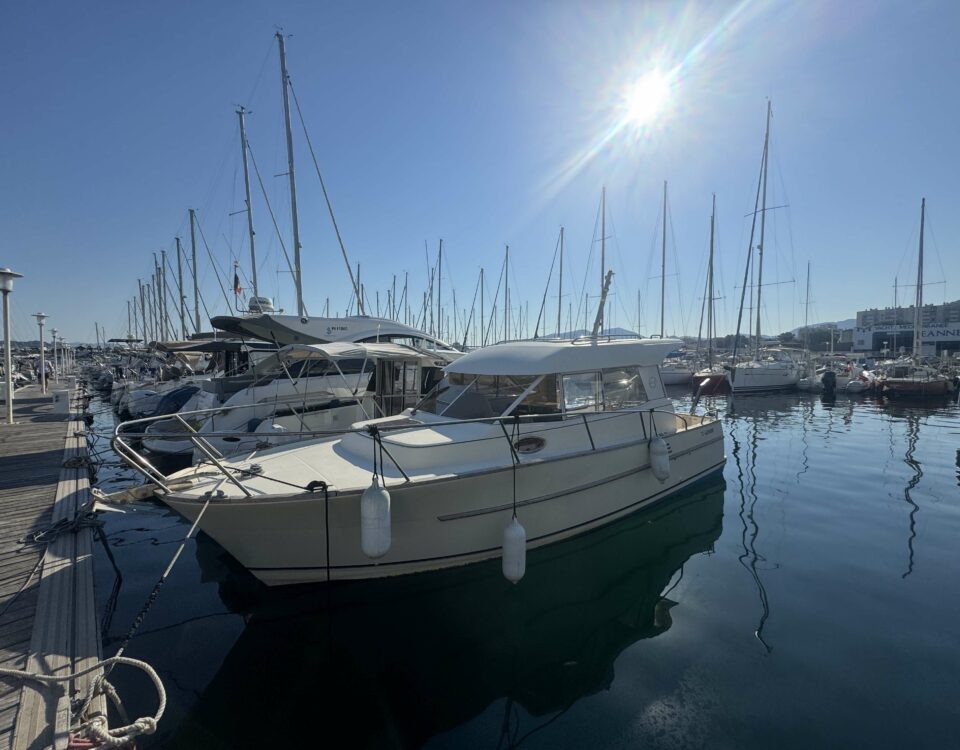 Yacht Méditerranée bateau neuf et occasion Marseille Pointe Rouge