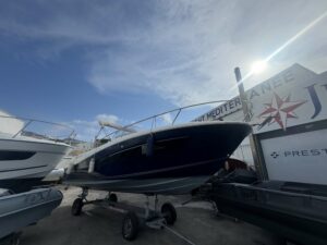 Yacht Méditerranée bateau neuf et occasion Marseille Pointe Rouge