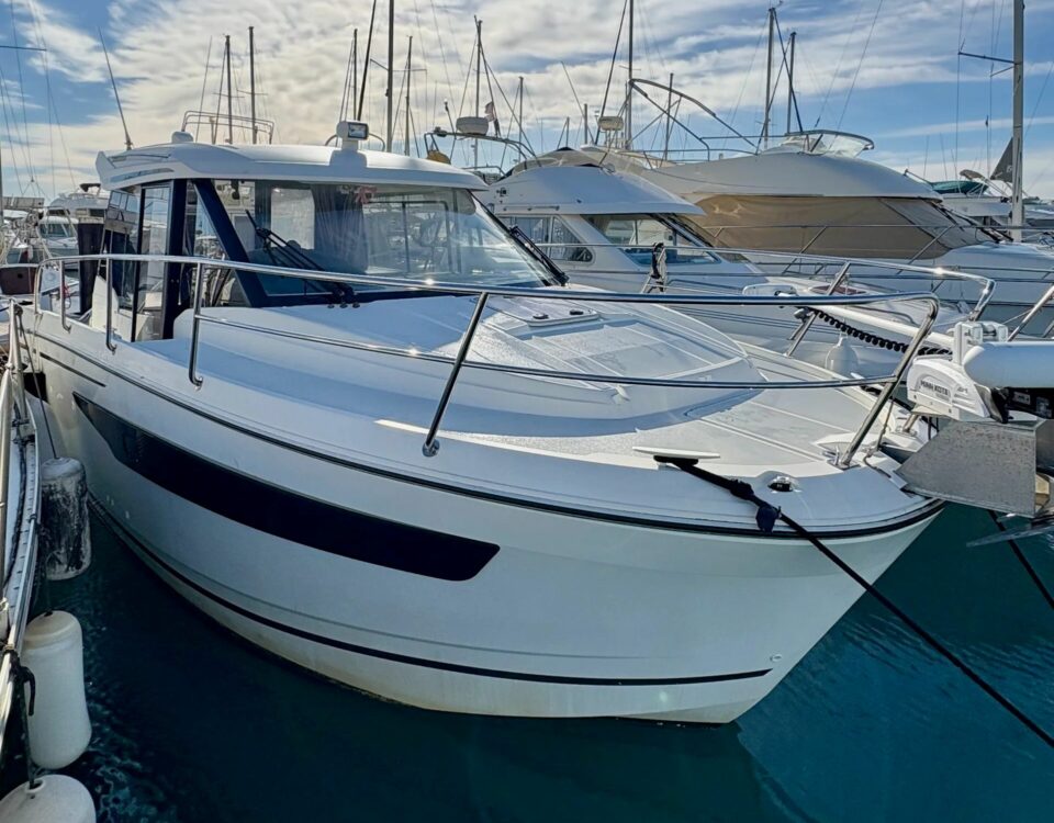 Yacht Méditerranée bateau neuf et occasion Marseille Pointe Rouge